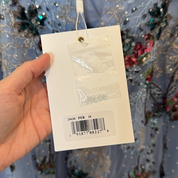 NWT Mac Duggal 20436 Embellished Multi Color Flutter Sleeve A-Line Dress Size 16 - Picture 10 of 11